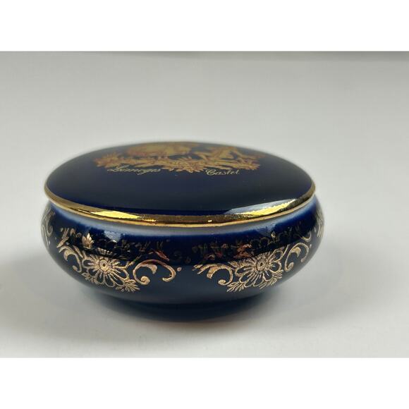 Limoges Castel Cobalt Blue Trinket Box Courting Couple 22K Gold France - Picture 2 of 9